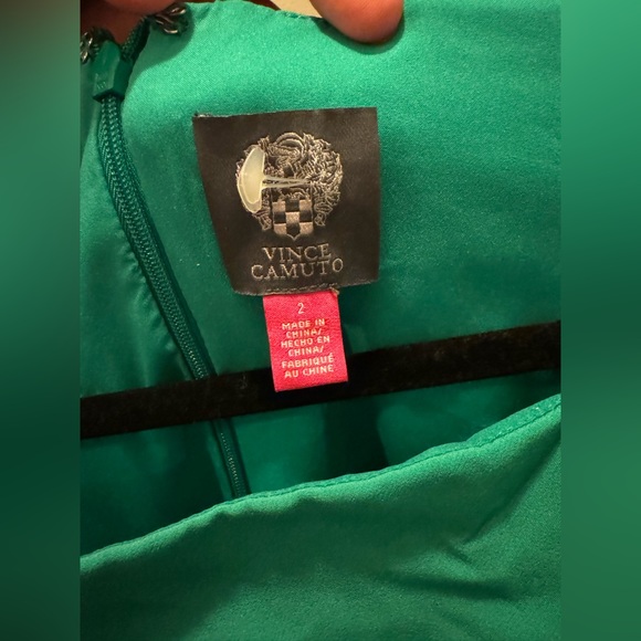 Vince Camuto Maxi-line Plain Long off the shoulder Green - SIZE 2 - Picture 4 of 8